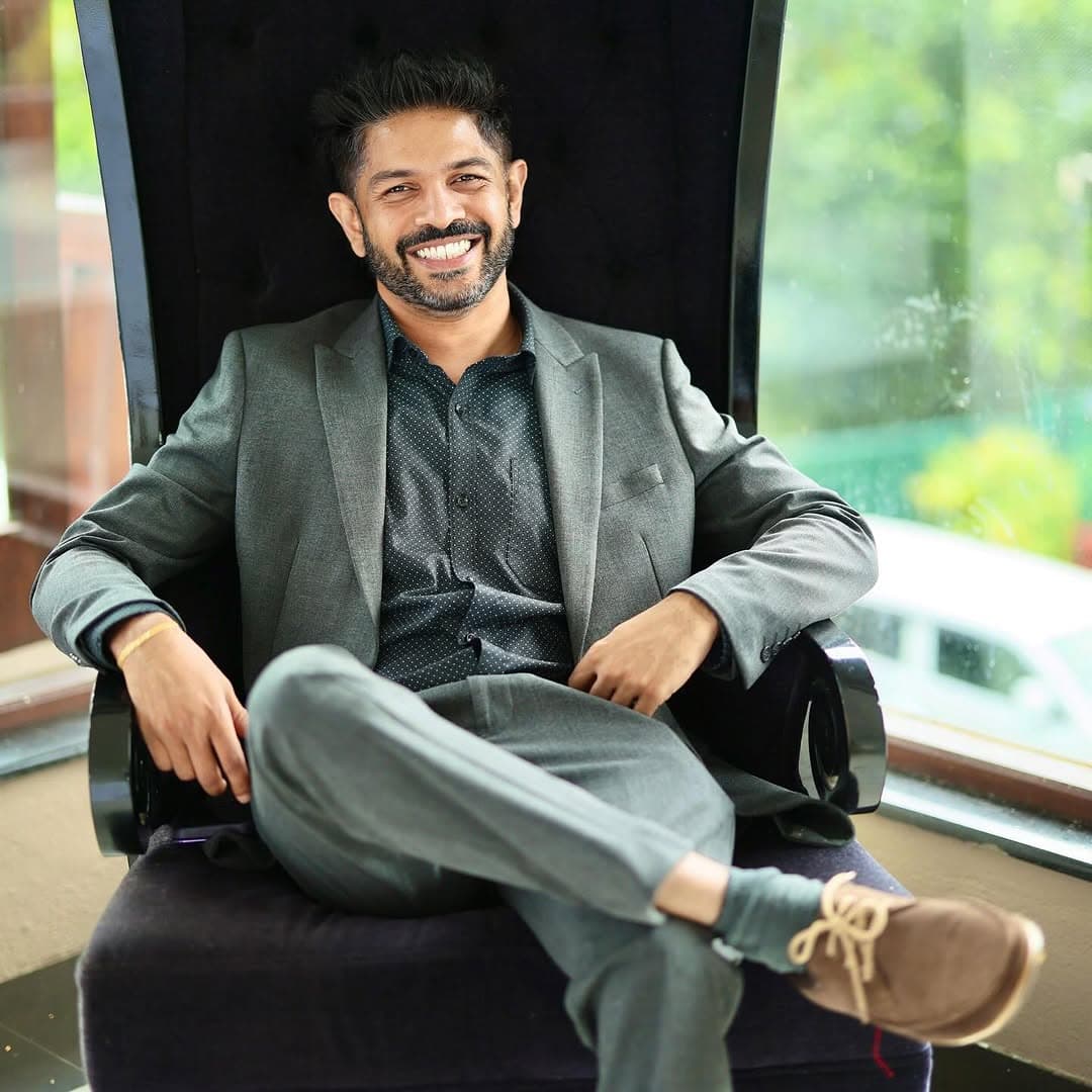 Lasantha Wickramasinghe - Founder & Director